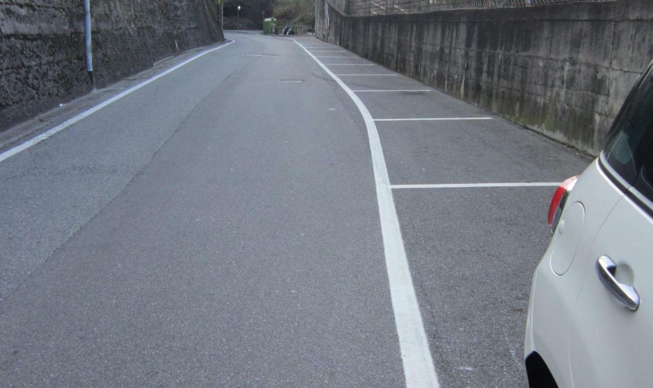 Blu Panorama belvedere lago di Como Varenna Bagian luar foto